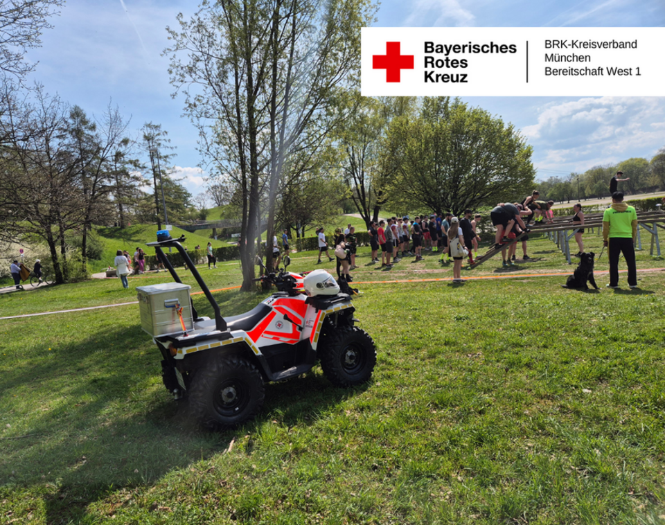 Quad bei Hinderniss im Olympiapark beim Spartan Race